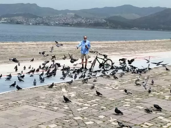 Son dakika haberleri... İzmir'de izinsiz 1 Mayıs gösterilerine 10 gözaltı (2)
