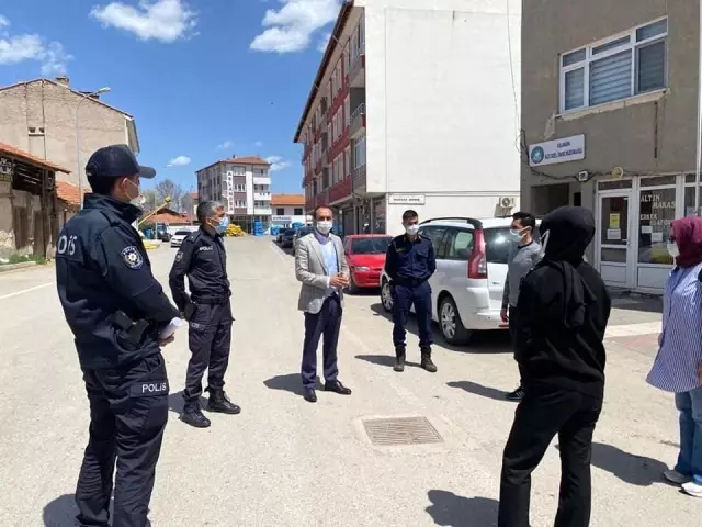Kaymakam Yaman'dan denetim ekipleri ve kapanmadan muaf olan esnafa ziyaret