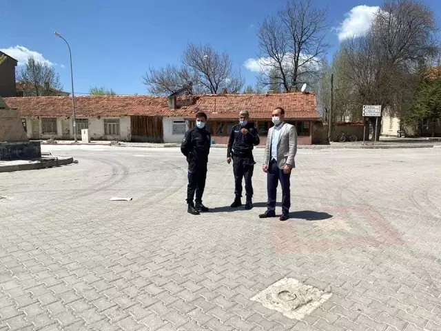 Kaymakam Yaman'dan denetim ekipleri ve kapanmadan muaf olan esnafa ziyaret