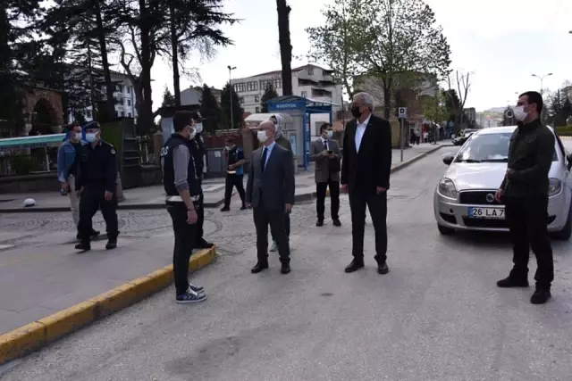 Kaymakam Yaman'dan denetim ekipleri ve kapanmadan muaf olan esnafa ziyaret