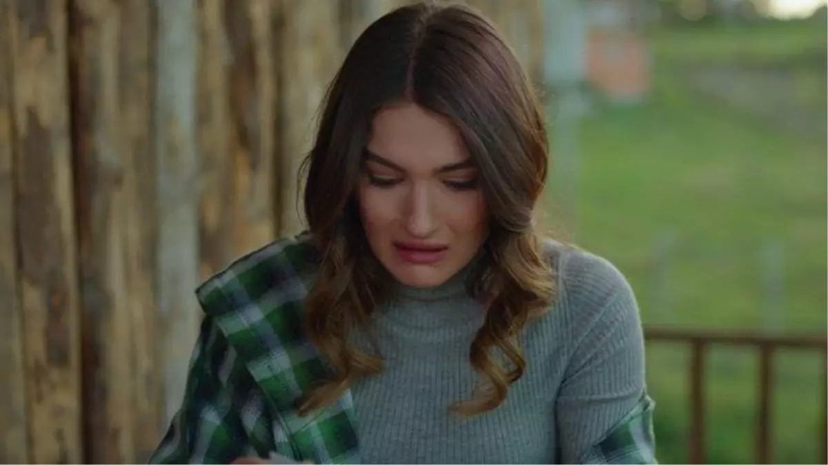 Kuzey Yıldızı İlk Aşk Feride öldü mü? Feride Mollaoğlu diziden çıktı mı?