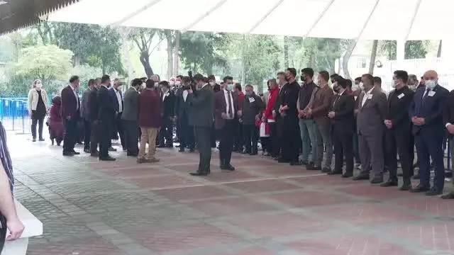 Pençe-Yıldırım Operasyonu'nda şehit düşen Müslüm Toprak, son yolculuğuna uğurlandı Pençe-Yıldırım Operasyonu'nda şehit düşen Müslüm Toprak, son yolculuğuna uğurlandı