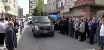 Edirnekapı: Son dakika haberleri | ŞEHİT MÜSLÜM TOPRAK HELALLİK İÇİN BABA EVİNE GETİRİLDİ Edirnekapı: Son dakika haberleri | ŞEHİT MÜSLÜM TOPRAK HELALLİK İÇİN BABA EVİNE GETİRİLDİ