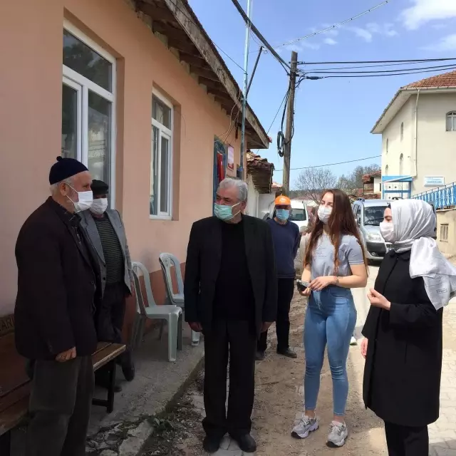 Seyitgazi'den dede-toruna çuval çuval mavi kapak