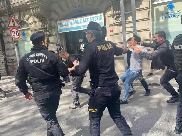 Son dakika haber: TAKSİM'E YÜRÜMEK İSTEYEN GRUBA HARBİYE'DE GÖZALTI