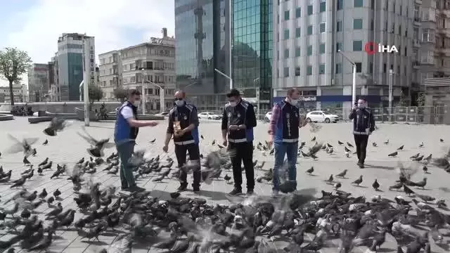 Taksim meydanı 1 Mayısta kuşlara kaldı