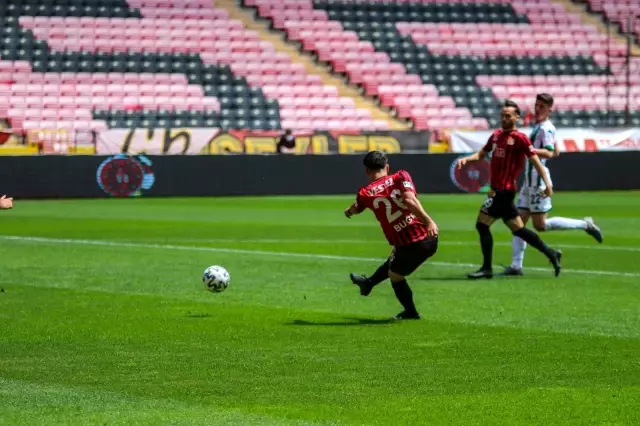 TFF 1.Lig: Eskişehirspor: 1Bursaspor: 5 TFF 1.Lig: Eskişehirspor: 1Bursaspor: 5