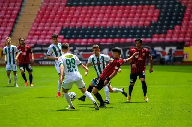 TFF 1.Lig: Eskişehirspor: 1Bursaspor: 5 TFF 1.Lig: Eskişehirspor: 1Bursaspor: 5