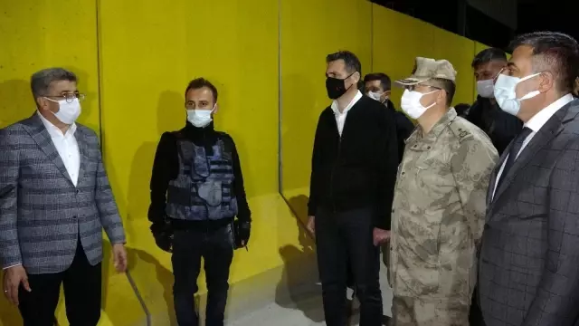 Vali Bilmez, şehir giriş noktalarını denetledi Vali Bilmez, şehir giriş noktalarını denetledi