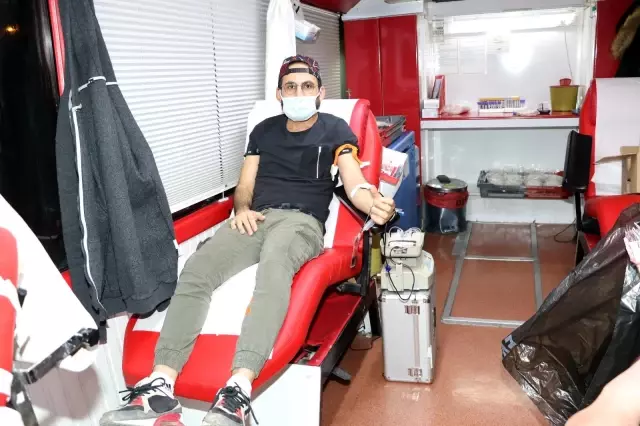 Kan bağışı kampanyasına vatandaşlardan destek Kan bağışı kampanyasına vatandaşlardan destek