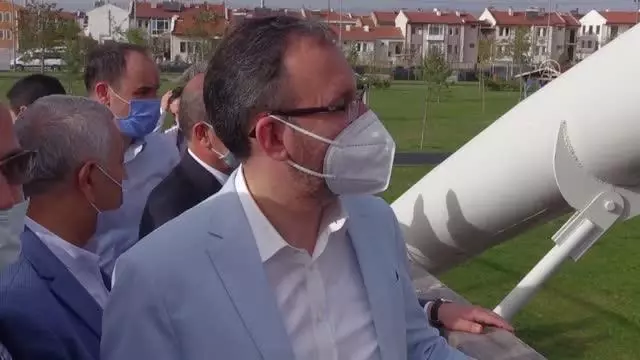AFYONKARAHİSAR - Gençlik ve Spor Bakanı Mehmet Muharrem Kasapoğlu, Afyonkarahisar'da Açıklaması AFYONKARAHİSAR - Gençlik ve Spor Bakanı Mehmet Muharrem Kasapoğlu, Afyonkarahisar'da Açıklaması