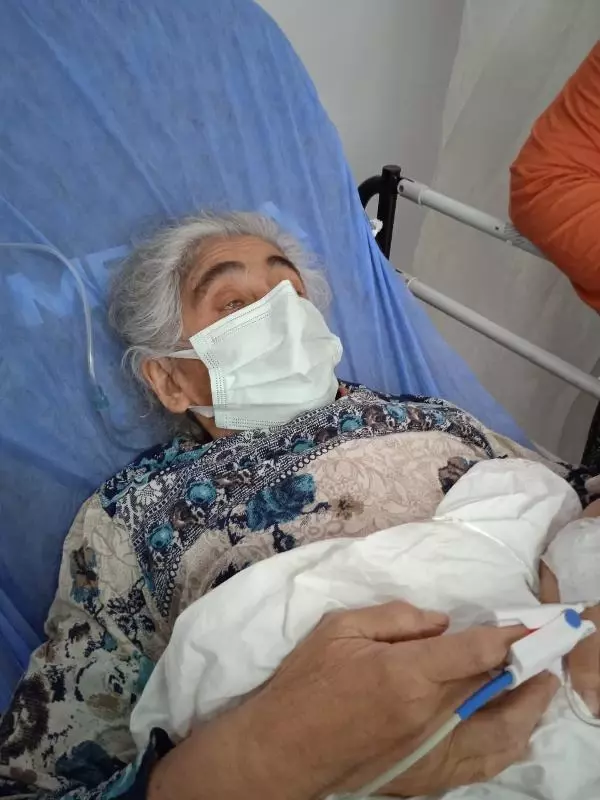 Aynı aileden 3 kişi 9 gün içinde koronaya yenildi