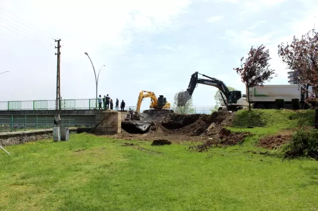 Ali Fuat Başgil Köprüsü trafiğe kapatıldı Ali Fuat Başgil Köprüsü trafiğe kapatıldı