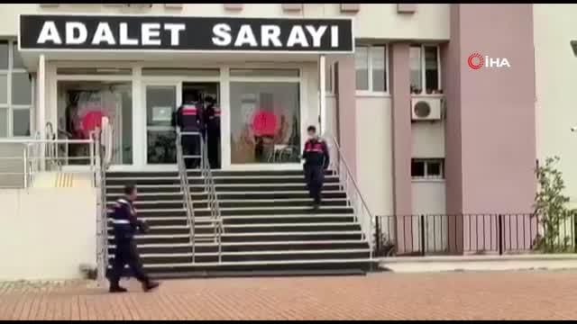 Ayvalık'ta zorla fuhuş yaptırılan iki kadın kurtarıldı Ayvalık'ta zorla fuhuş yaptırılan iki kadın kurtarıldı