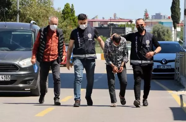 Son dakika haber! ADANA BABASI VE AĞABEYİNİ ÖLDÜREN ZANLI, DAHA ÖNCE DE POLİSE SALDIRMIŞ Son dakika haber! ADANA BABASI VE AĞABEYİNİ ÖLDÜREN ZANLI, DAHA ÖNCE DE POLİSE SALDIRMIŞ