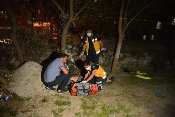 Son dakika haber! ADANA BABASI VE AĞABEYİNİ ÖLDÜREN ZANLI, DAHA ÖNCE DE POLİSE SALDIRMIŞ Son dakika haber! ADANA BABASI VE AĞABEYİNİ ÖLDÜREN ZANLI, DAHA ÖNCE DE POLİSE SALDIRMIŞ