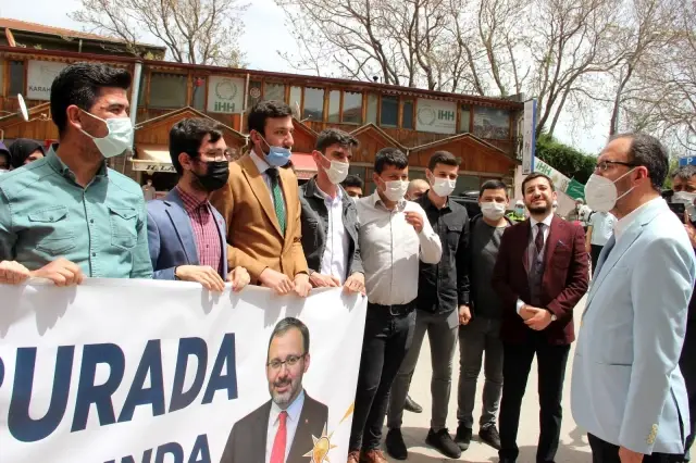 Bakan Kasapoğlu Afyonkarahisar'da değerlendirme toplantısına katıldı