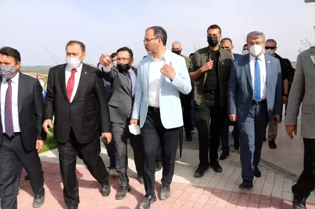 Son dakika haber... Bakan Kasapoğlu Frig Vadisi'nde yürütülen spor turizmi yatırımlarını değerlendirdi Son dakika haber... Bakan Kasapoğlu Frig Vadisi'nde yürütülen spor turizmi yatırımlarını değerlendirdi