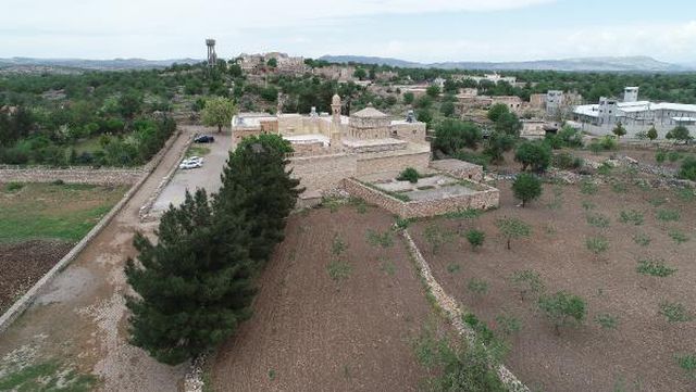 DİLLERİN, DİNLERİN BULUŞTUĞU MİDYAT'TA UNESCO SEVİNCİ DİLLERİN, DİNLERİN BULUŞTUĞU MİDYAT'TA UNESCO SEVİNCİ