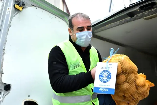 Esenyurt Belediyesi, Nisan ayında hizmetlerini artırarak devam etti Esenyurt Belediyesi, Nisan ayında hizmetlerini artırarak devam etti