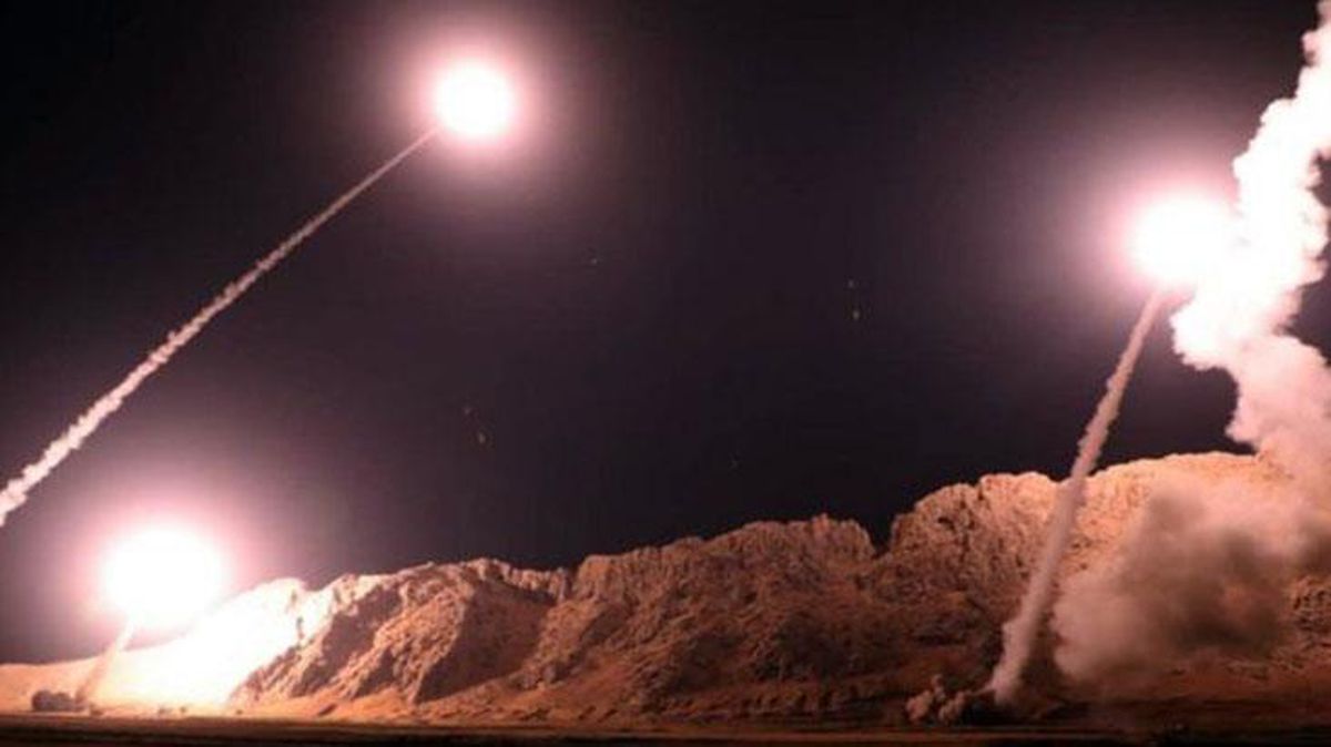 Irak'ta ABD öncülüğündeki koalisyon güçlerine ait üsse roketli saldırı