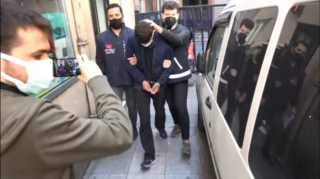 İstanbul'da silahlı çatışma anları kamerada: Çocuğunu bırakıp böyle kaçtı