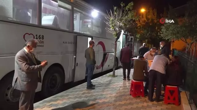 Kan bağışı kampanyasına vatandaşlardan destek Kan bağışı kampanyasına vatandaşlardan destek