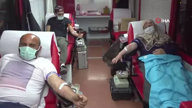 Kan bağışı kampanyasına vatandaşlardan destek Kan bağışı kampanyasına vatandaşlardan destek