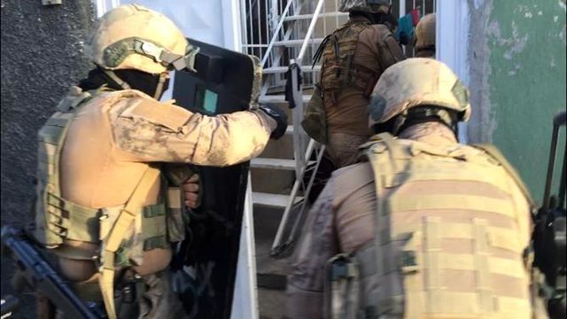 ŞANLIURFA - Şanlıurfa merkezli uyuşturucu operasyonunda 13 şüpheli yakalandı ŞANLIURFA - Şanlıurfa merkezli uyuşturucu operasyonunda 13 şüpheli yakalandı