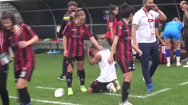 SPOR Turkcell Kadın Futbol Ligi'nde ilk finalist Fatih Vatanspor SPOR Turkcell Kadın Futbol Ligi'nde ilk finalist Fatih Vatanspor