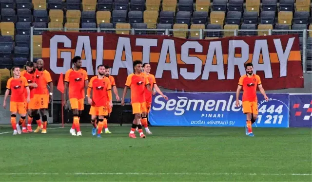 Süper Lig: Gençlerbirliği: 0 Galatasaray: 1 (İlk yarı) Süper Lig: Gençlerbirliği: 0 Galatasaray: 1 (İlk yarı)