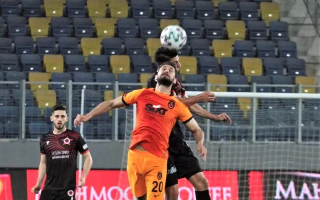 Süper Lig: Gençlerbirliği: 0 Galatasaray: 1 (İlk yarı) Süper Lig: Gençlerbirliği: 0 Galatasaray: 1 (İlk yarı)