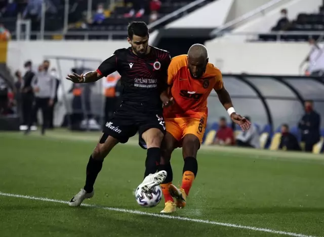 Süper Lig: Gençlerbirliği: 0 Galatasaray: 1 (İlk yarı) Süper Lig: Gençlerbirliği: 0 Galatasaray: 1 (İlk yarı)