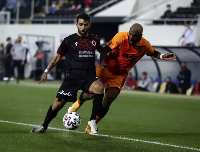 Süper Lig: Gençlerbirliği: 0 Galatasaray: 1 (İlk yarı) Süper Lig: Gençlerbirliği: 0 Galatasaray: 1 (İlk yarı)