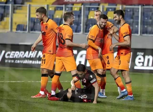 Süper Lig: Gençlerbirliği: 0 - Galatasaray: 2 (Maç sonucu) Süper Lig: Gençlerbirliği: 0 - Galatasaray: 2 (Maç sonucu)