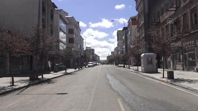 'Tam kapanma' sürecinde cadde ve sokaklarda sessizlik hakim oldu 'Tam kapanma' sürecinde cadde ve sokaklarda sessizlik hakim oldu