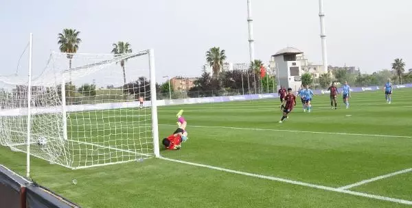 SPOR Turkcell Kadın Futbol Ligi'nde ilk finalist Fatih Vatanspor SPOR Turkcell Kadın Futbol Ligi'nde ilk finalist Fatih Vatanspor
