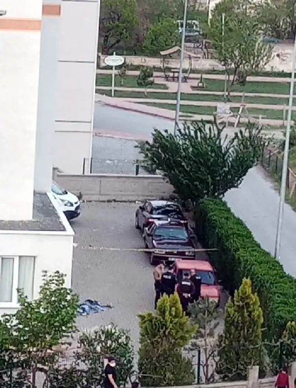 Son dakika haberleri! KAYSERİ 11'İNCİ KATTAN DÜŞEN 4 YAŞINDAKİ ÇOCUK ÖLDÜ Son dakika haberleri! KAYSERİ 11'İNCİ KATTAN DÜŞEN 4 YAŞINDAKİ ÇOCUK ÖLDÜ