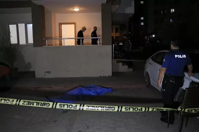 Son dakika haberleri | 13'üncü kattan aşağı düşen çocuk hayatını kaybetti Son dakika haberleri | 13'üncü kattan aşağı düşen çocuk hayatını kaybetti