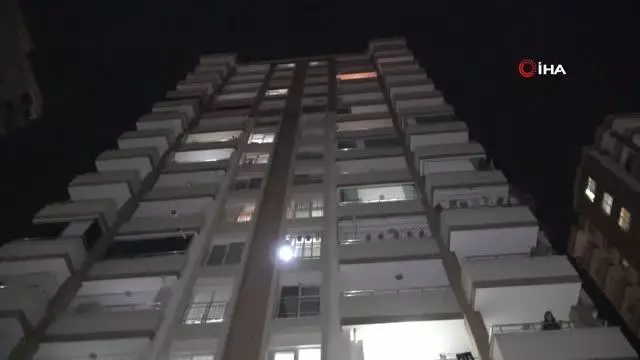 Son dakika haberleri | 13'üncü kattan aşağı düşen çocuk hayatını kaybetti Son dakika haberleri | 13'üncü kattan aşağı düşen çocuk hayatını kaybetti