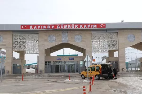 VAN 14 AYDIR KAPALI OLAN KAPIKÖY SINIR KAPISI, YENİDEN AÇILIYOR VAN 14 AYDIR KAPALI OLAN KAPIKÖY SINIR KAPISI, YENİDEN AÇILIYOR