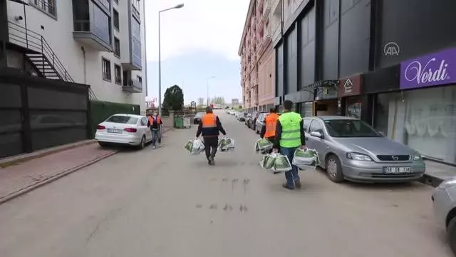58 bin aile evde fidan yetiştirerek belediyenin aile ormanında toprakla buluşturacak 58 bin aile evde fidan yetiştirerek belediyenin aile ormanında toprakla buluşturacak