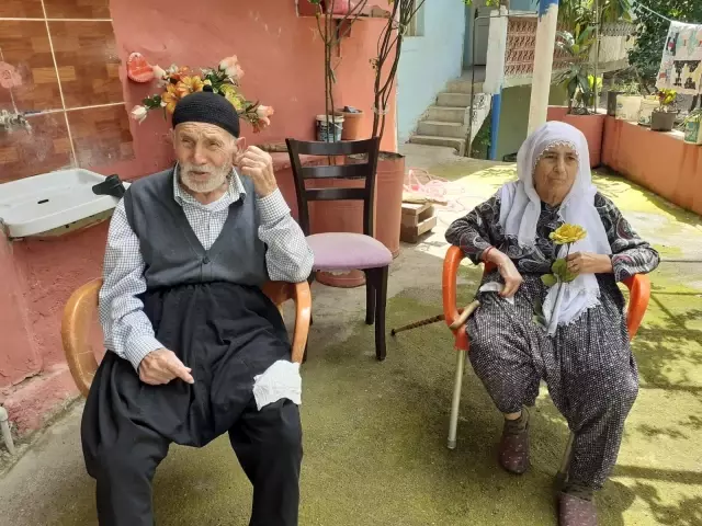 90'lık çift korona virüsü yendi 90'lık çift korona virüsü yendi