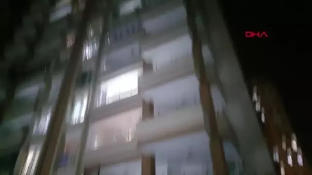ADANA 13'ÜNCÜ KATTAN DÜŞEN ÇOCUK HAYATINI KAYBETTİ ADANA 13'ÜNCÜ KATTAN DÜŞEN ÇOCUK HAYATINI KAYBETTİ