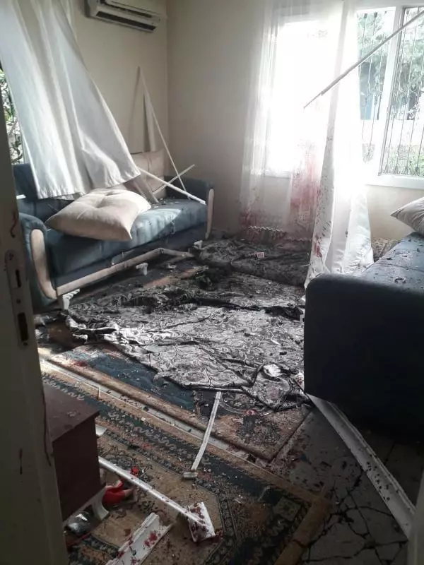 ADANA'DAKİ PATLAMANIN NEDENİ EL YAPIMI BOMBA ADANA'DAKİ PATLAMANIN NEDENİ EL YAPIMI BOMBA