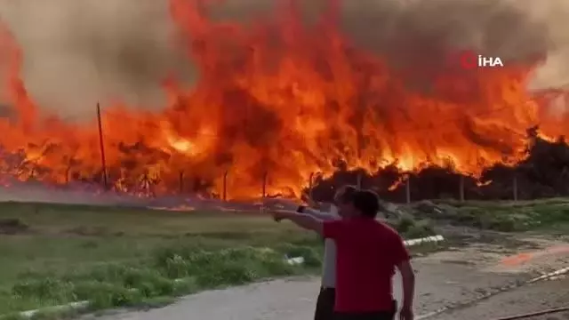 Biyokütle yakıtlı enerji santralindeki yangın 80 bin metrekarelik alanda sürüyor Biyokütle yakıtlı enerji santralindeki yangın 80 bin metrekarelik alanda sürüyor