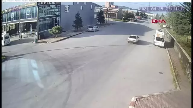 Kısıtlamada sanayi sitesinde drift kamerada Kısıtlamada sanayi sitesinde drift kamerada
