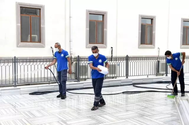 Akay: 'Kapanmayı hizmet için fırsata çevirdik' Akay: 'Kapanmayı hizmet için fırsata çevirdik'