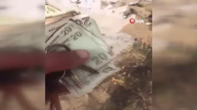 Antalya'da bunalıma giren genç hem kendini hem ormanı yaktı Antalya'da bunalıma giren genç hem kendini hem ormanı yaktı