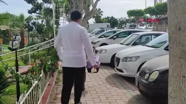 ANTALYA HASTA KEDİ TEDAVİYE ALINDI ANTALYA HASTA KEDİ TEDAVİYE ALINDI